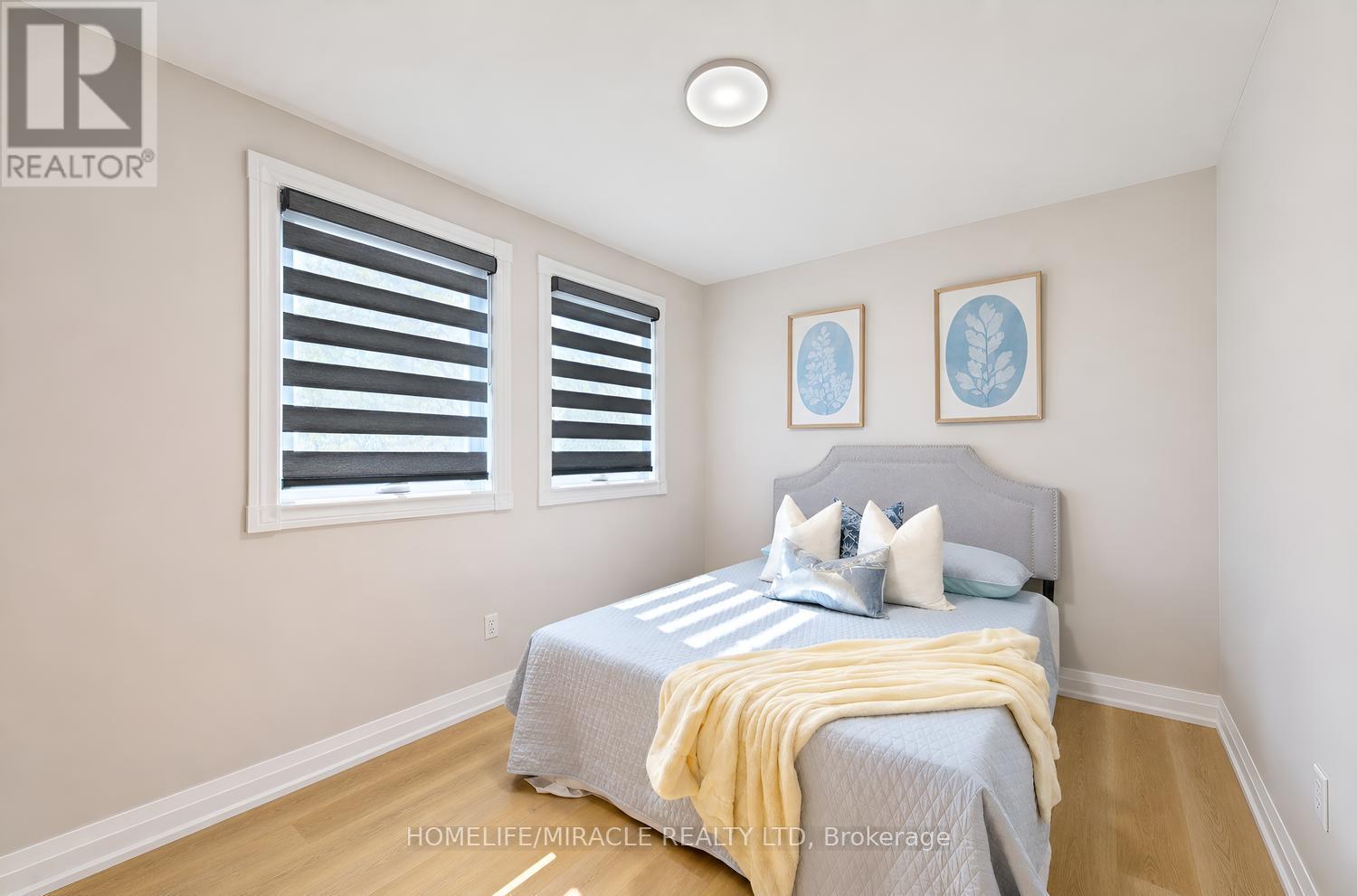8 Loire Court, Toronto, Ontario  M9V 4Z7 - Photo 29 - W13833062