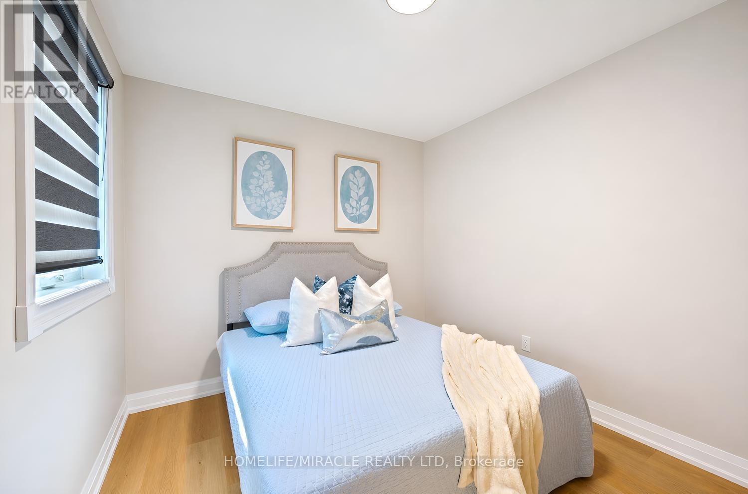 8 Loire Court, Toronto, Ontario  M9V 4Z7 - Photo 30 - W13833062