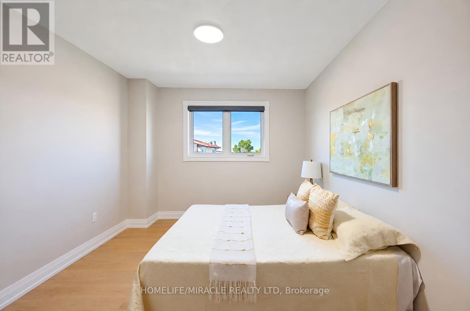 8 Loire Court, Toronto, Ontario  M9V 4Z7 - Photo 33 - W13833062