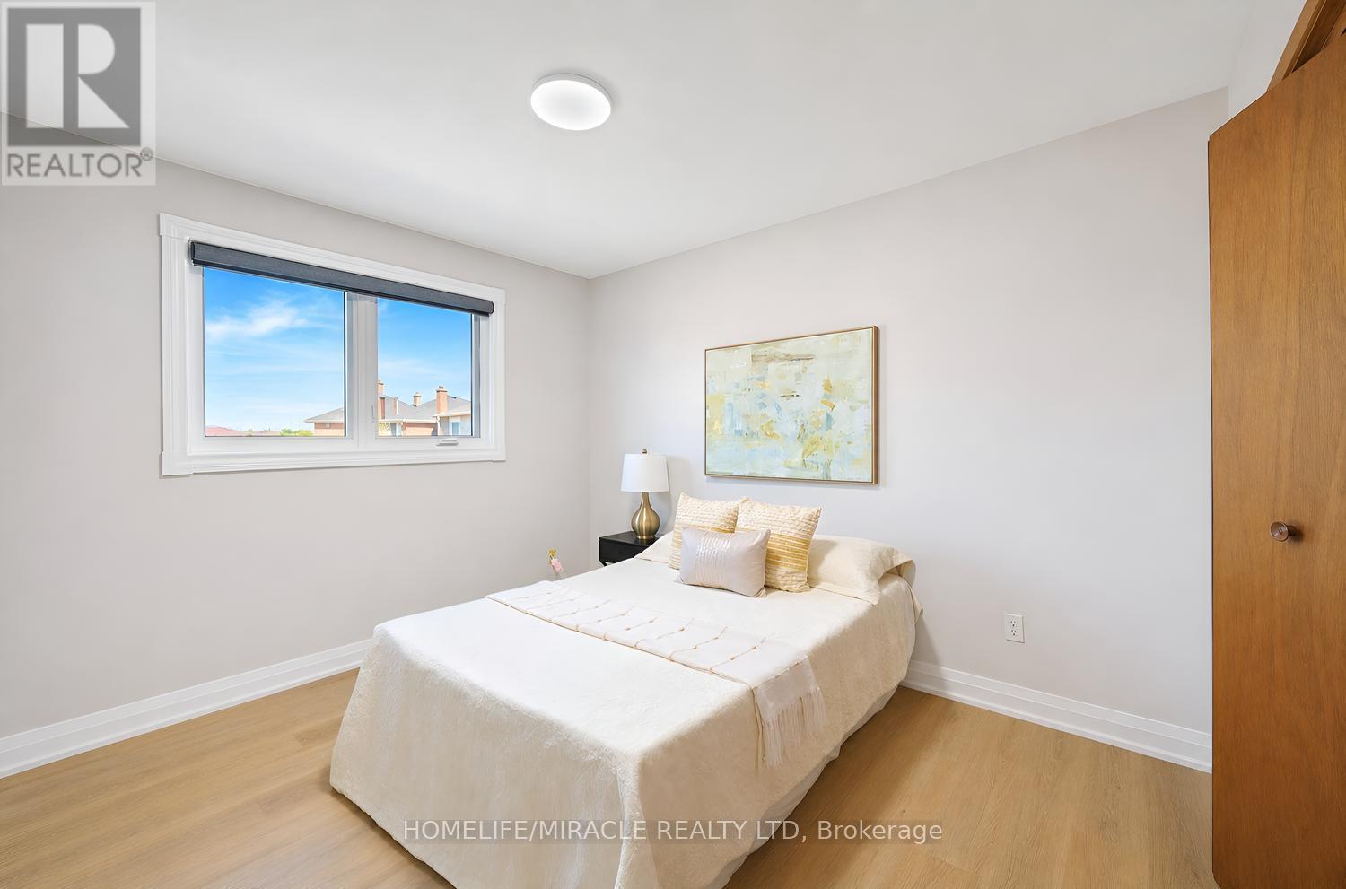 8 Loire Court, Toronto, Ontario  M9V 4Z7 - Photo 34 - W13833062