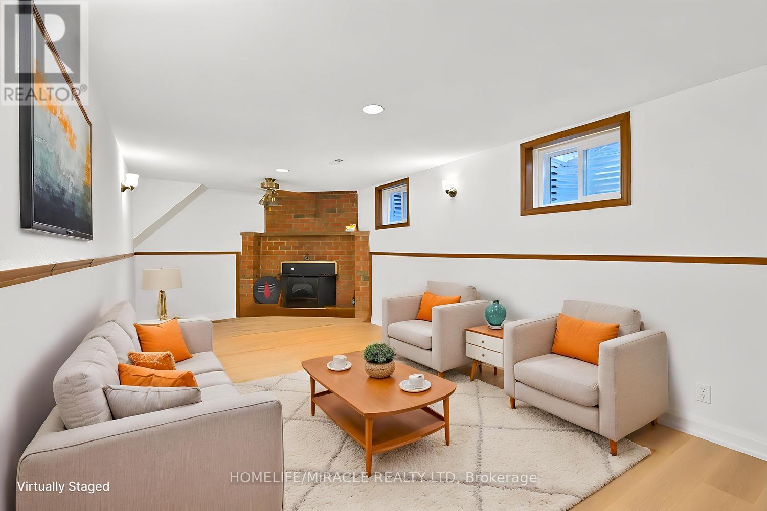 8 Loire Court, Toronto, Ontario  M9V 4Z7 - Photo 39 - W13833062