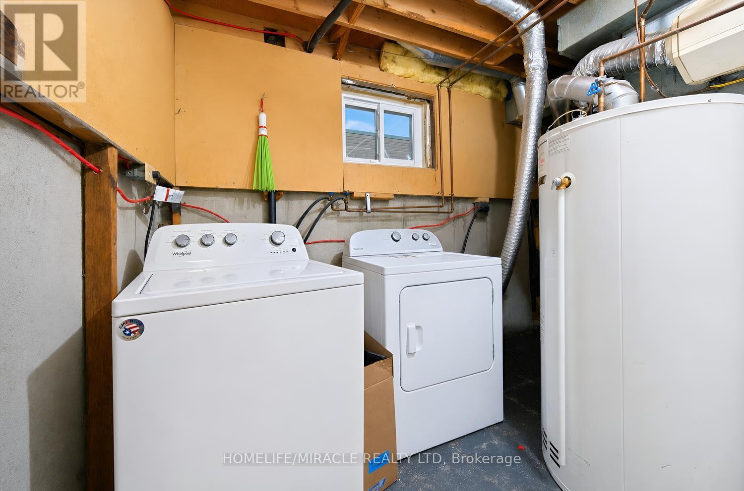 8 Loire Court, Toronto, Ontario  M9V 4Z7 - Photo 46 - W13833062