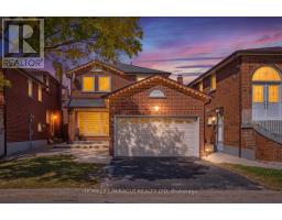 8 LOIRE COURT, Toronto, Ontario