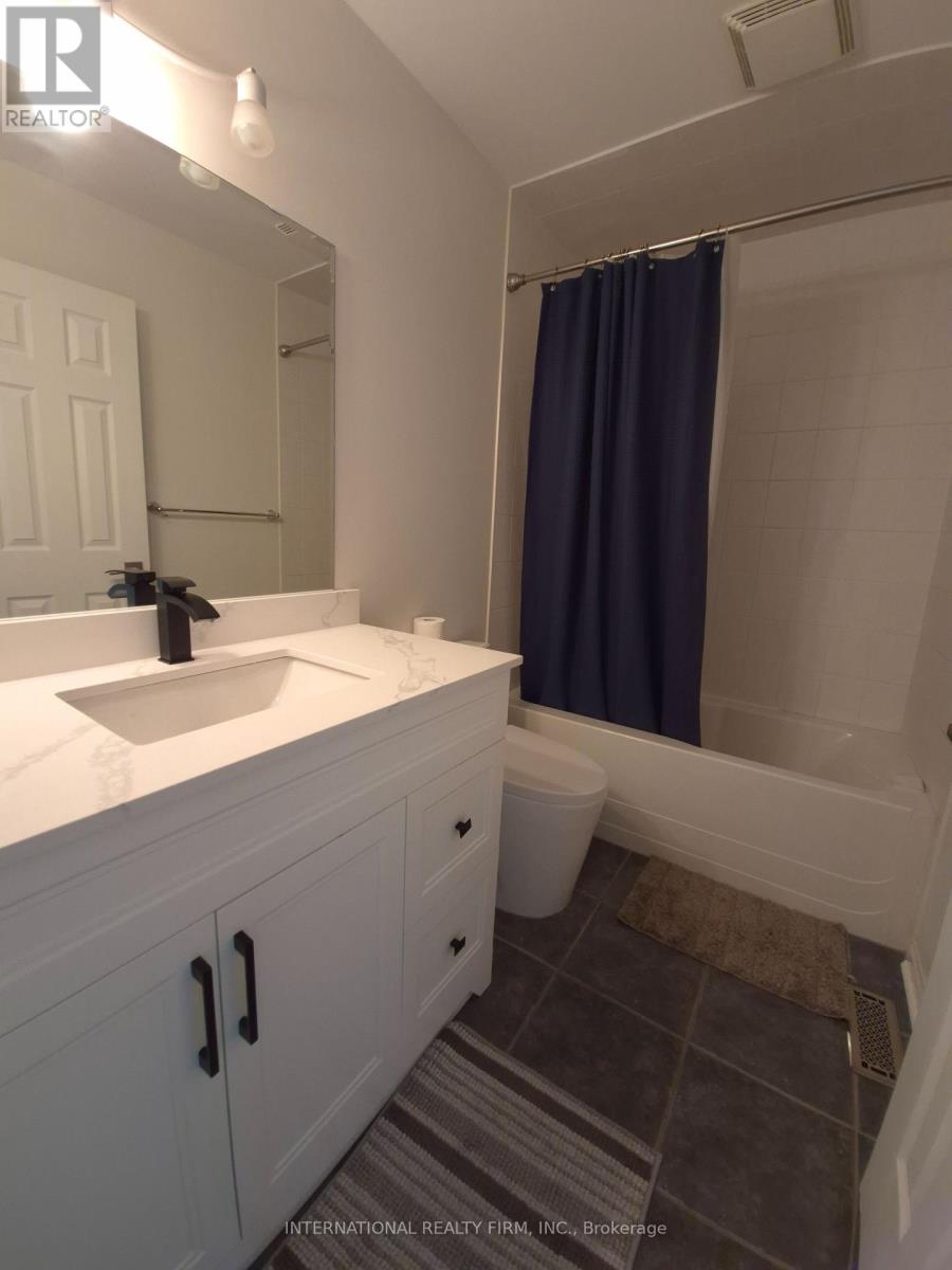 2588 Valleyridge Drive, Oakville, Ontario  L6M 5H5 - Photo 19 - W13833066