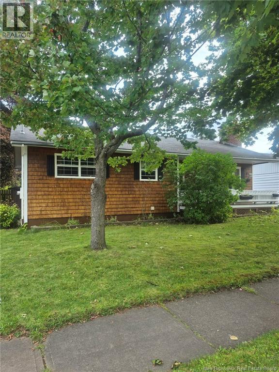 61 Carney Avenue, Moncton, New Brunswick  E1C 4H6 - Photo 2 - NB144881