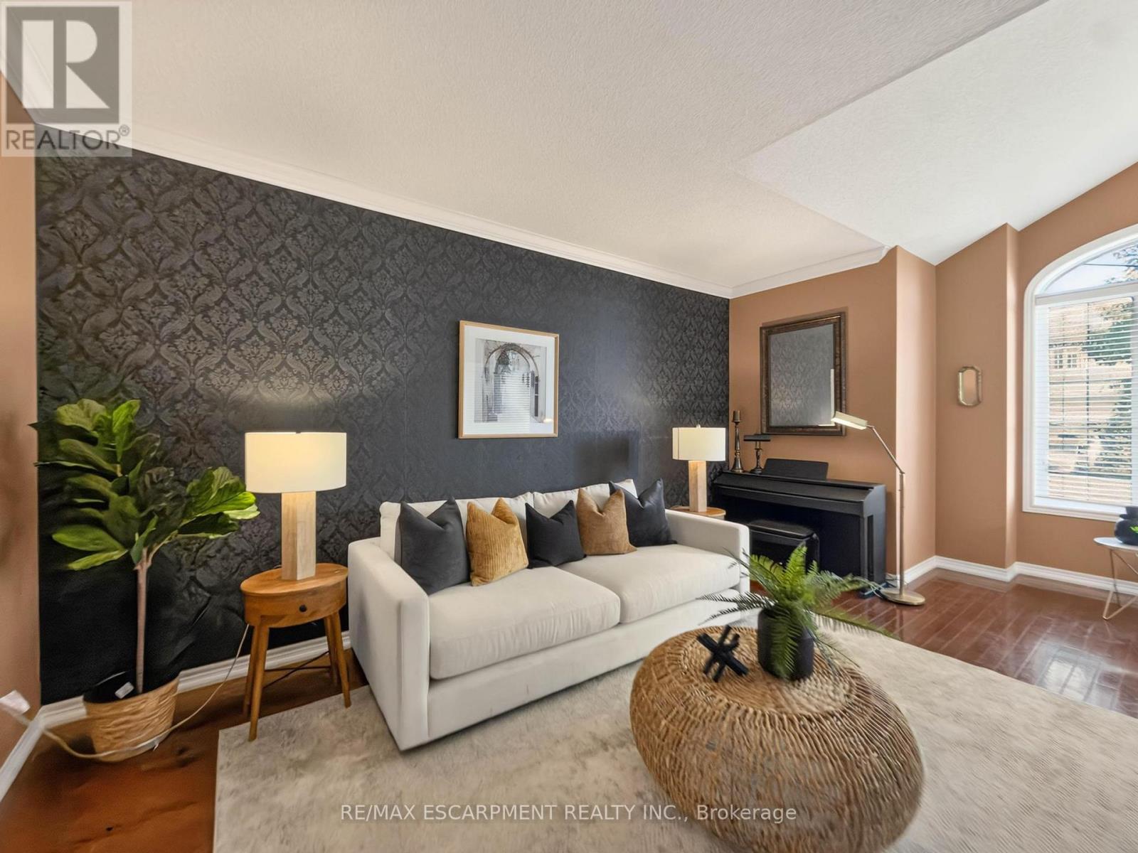 74 Davidson Boulevard, Hamilton, Ontario  L9H 6Y1 - Photo 6 - X13833078