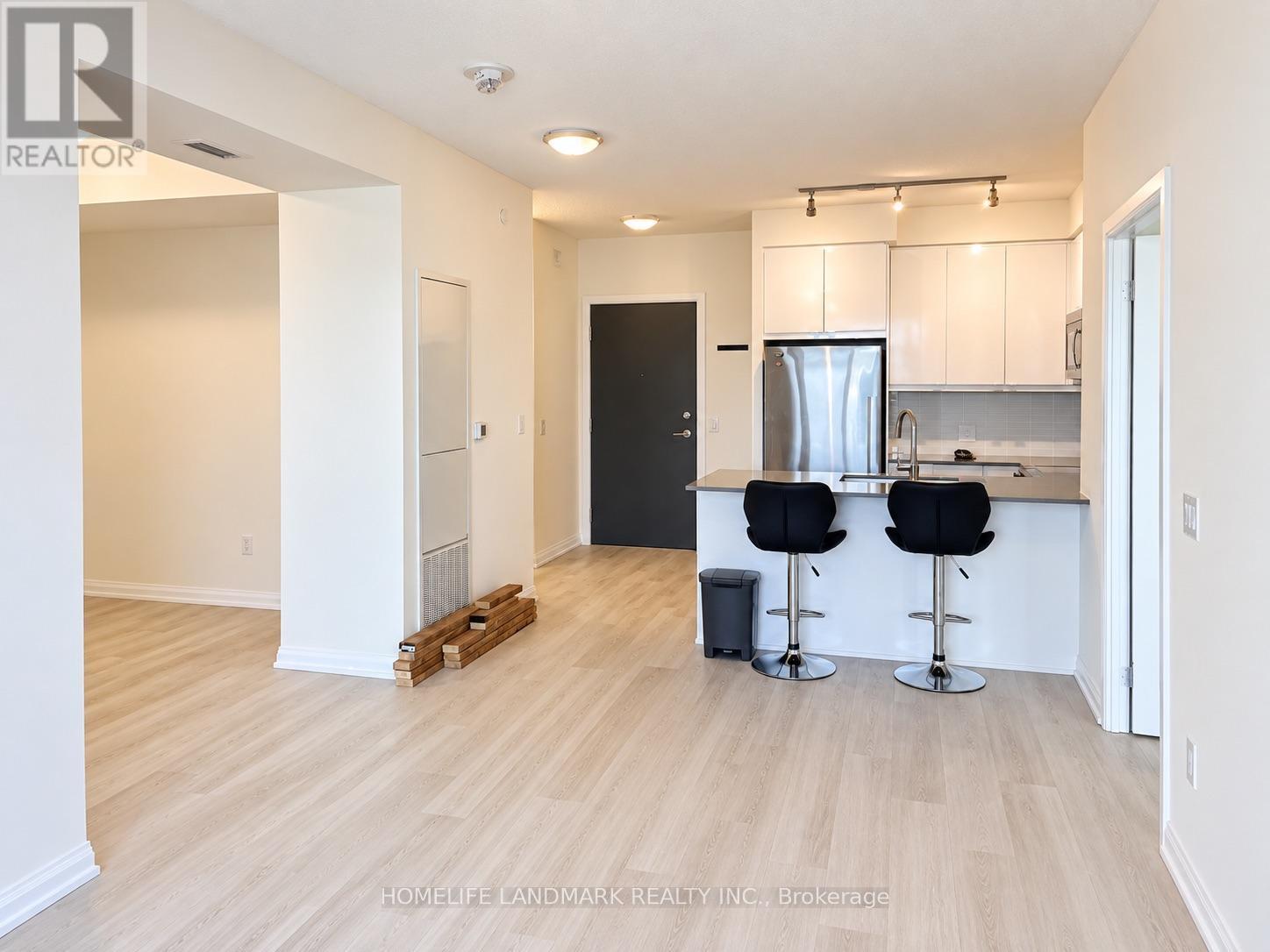 703 - 3260 Sheppard Avenue E, Toronto, Ontario  M1T 0B5 - Photo 5 - E13826922