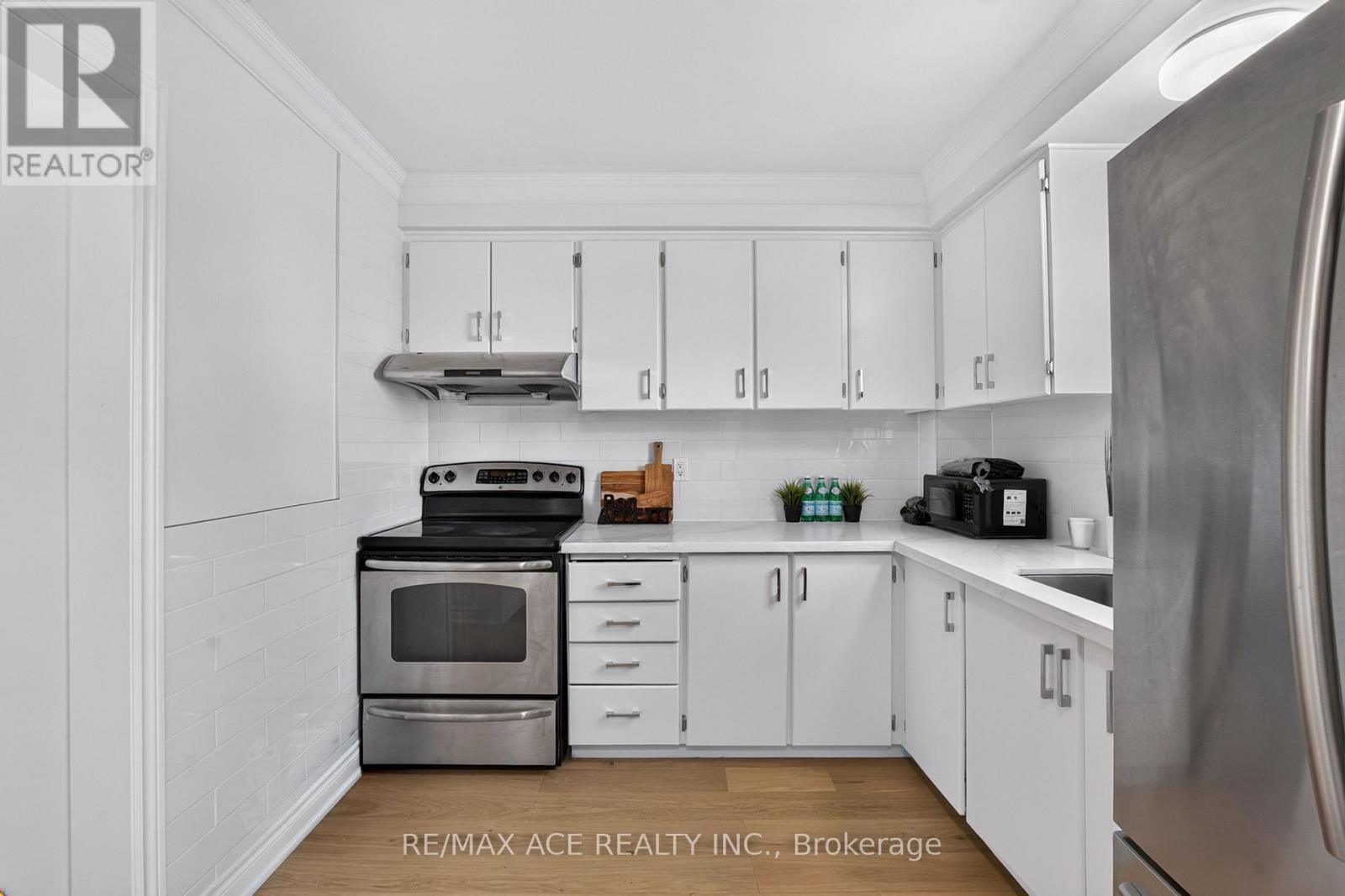 4 Linden Avenue, Toronto, Ontario  M1K 3H5 - Photo 26 - E13826420