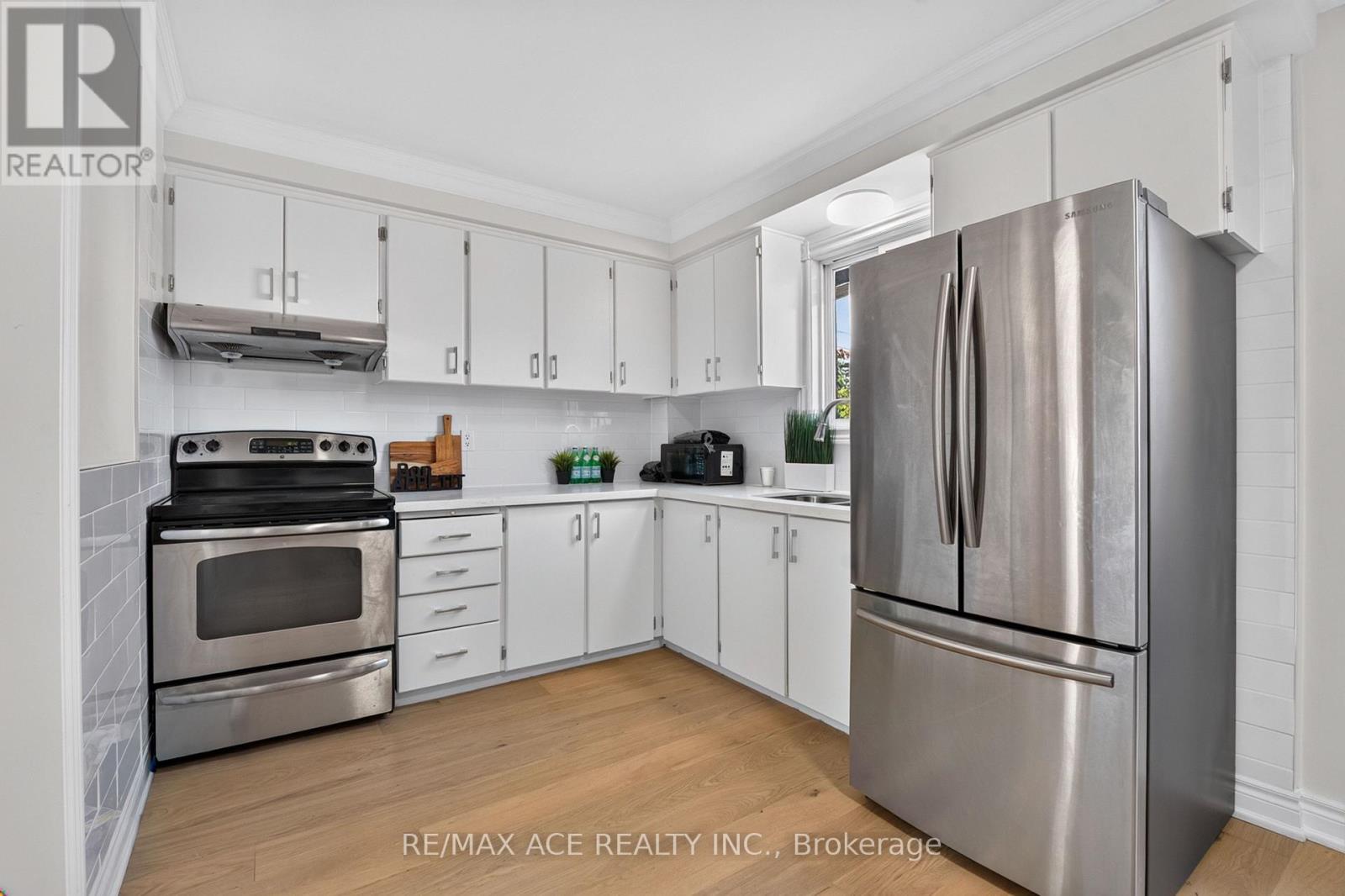 4 Linden Avenue, Toronto, Ontario  M1K 3H5 - Photo 27 - E13826420