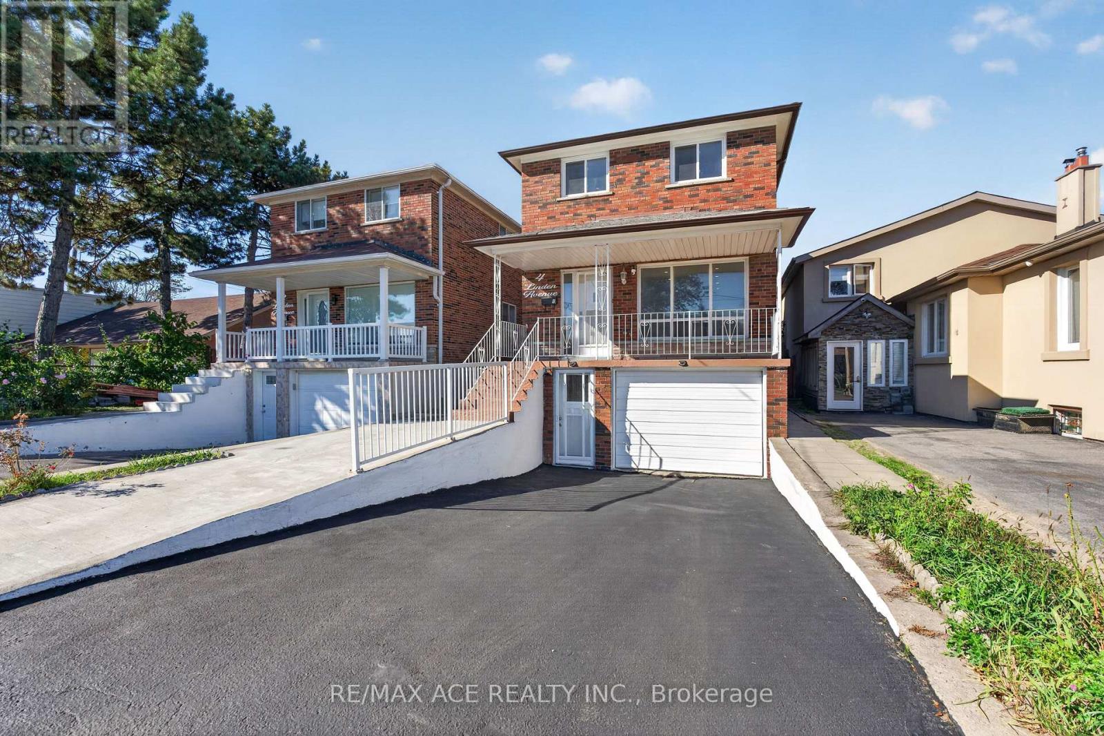 4 Linden Avenue, Toronto, Ontario  M1K 3H5 - Photo 5 - E13826420