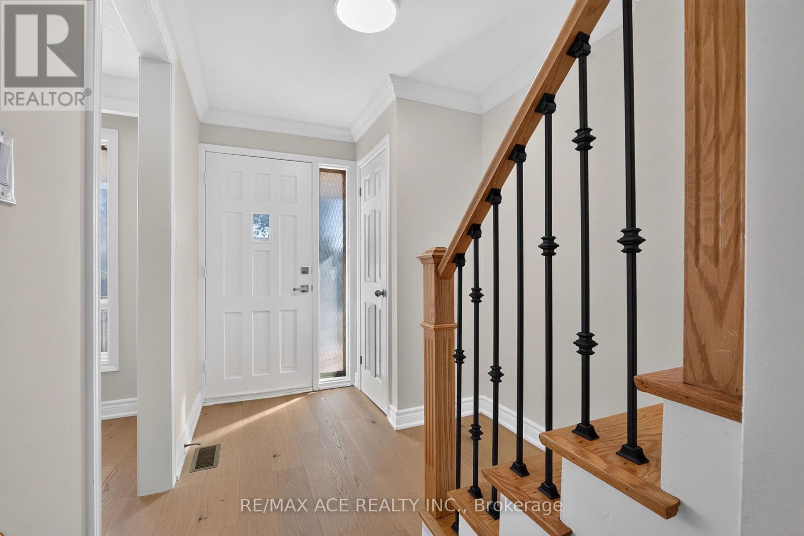 4 Linden Avenue, Toronto, Ontario  M1K 3H5 - Photo 8 - E13826420