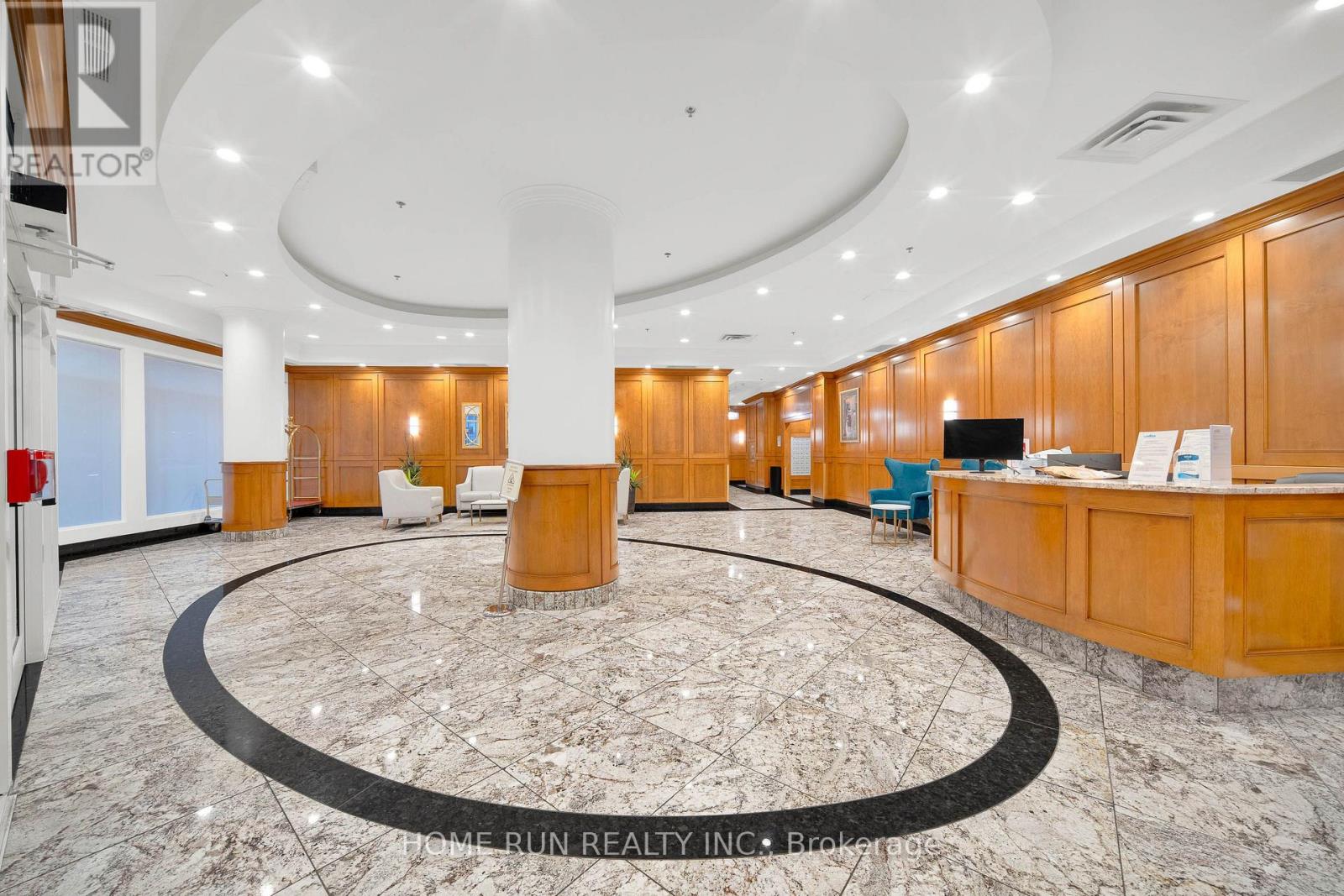 1906 - 242 Rideau Street, Ottawa, Ontario K1N 0B7 - Photo 2 - X13833100