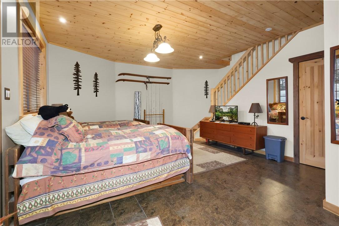 28 Beaver Pond Road, Elliot Lake, Ontario  P5A 2J7 - Photo 45 - 2128867