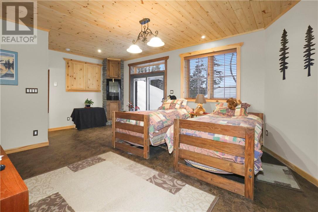 28 Beaver Pond Road, Elliot Lake, Ontario  P5A 2J7 - Photo 43 - 2128867