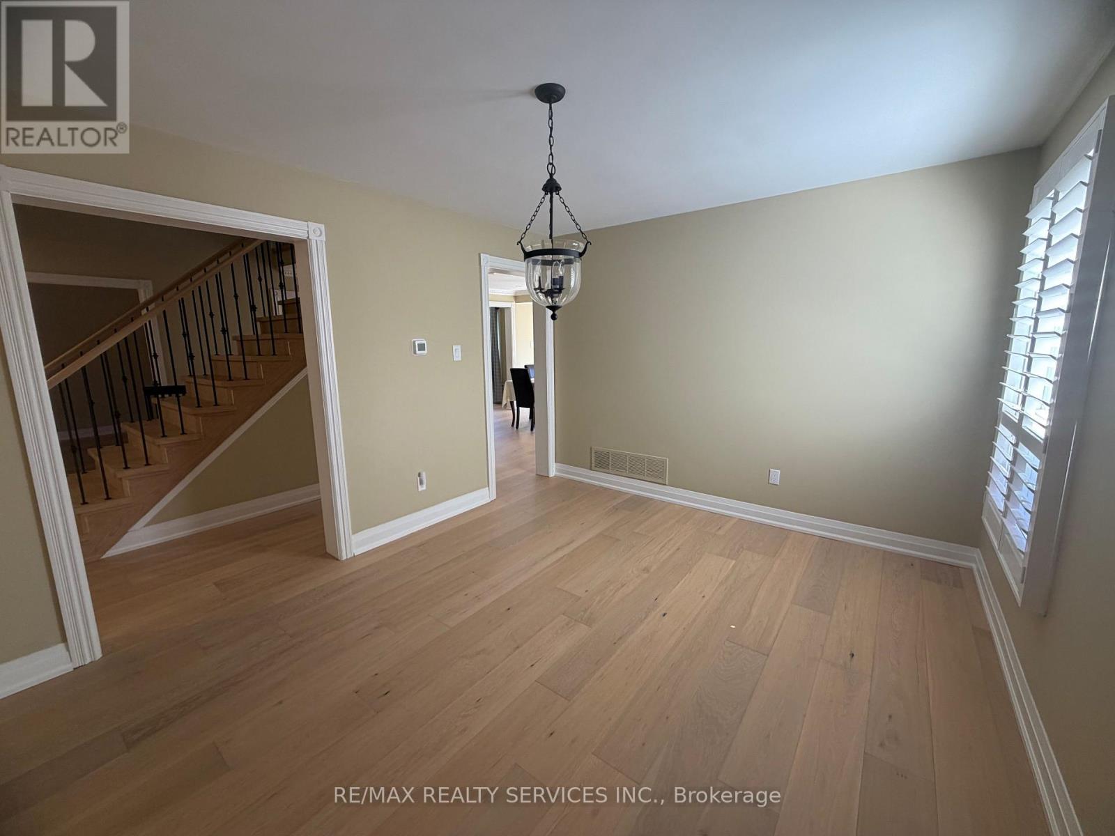 23 Newbury Crescent, Brampton, Ontario  L6S 5M3 - Photo 9 - W13831662