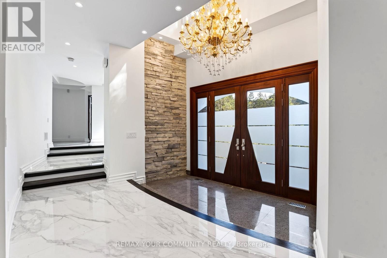 76 Silver Fox Place, Vaughan, Ontario  L6A 1G2 - Photo 12 - N13752768