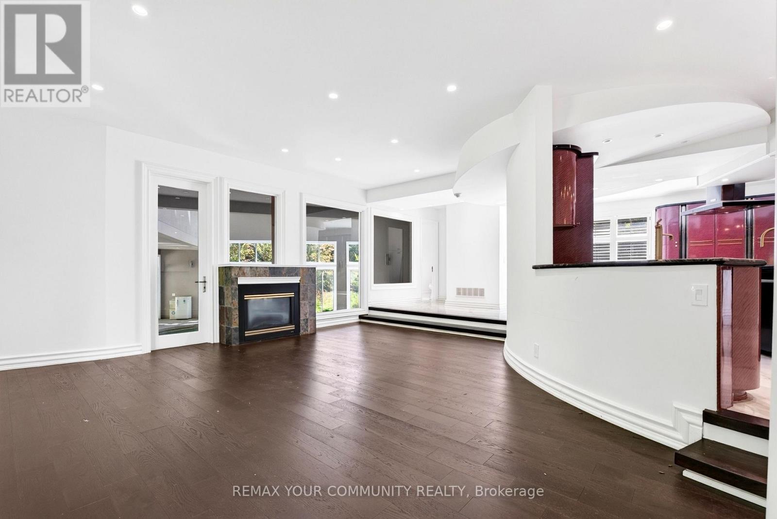 76 Silver Fox Place, Vaughan, Ontario  L6A 1G2 - Photo 6 - N13752768