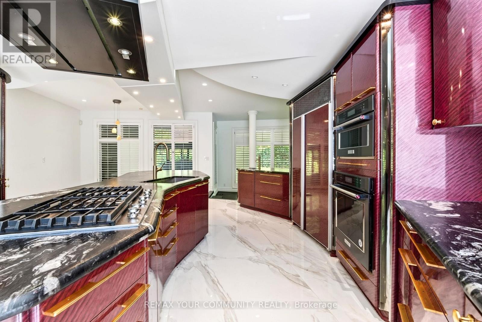 76 Silver Fox Place, Vaughan, Ontario  L6A 1G2 - Photo 4 - N13752768