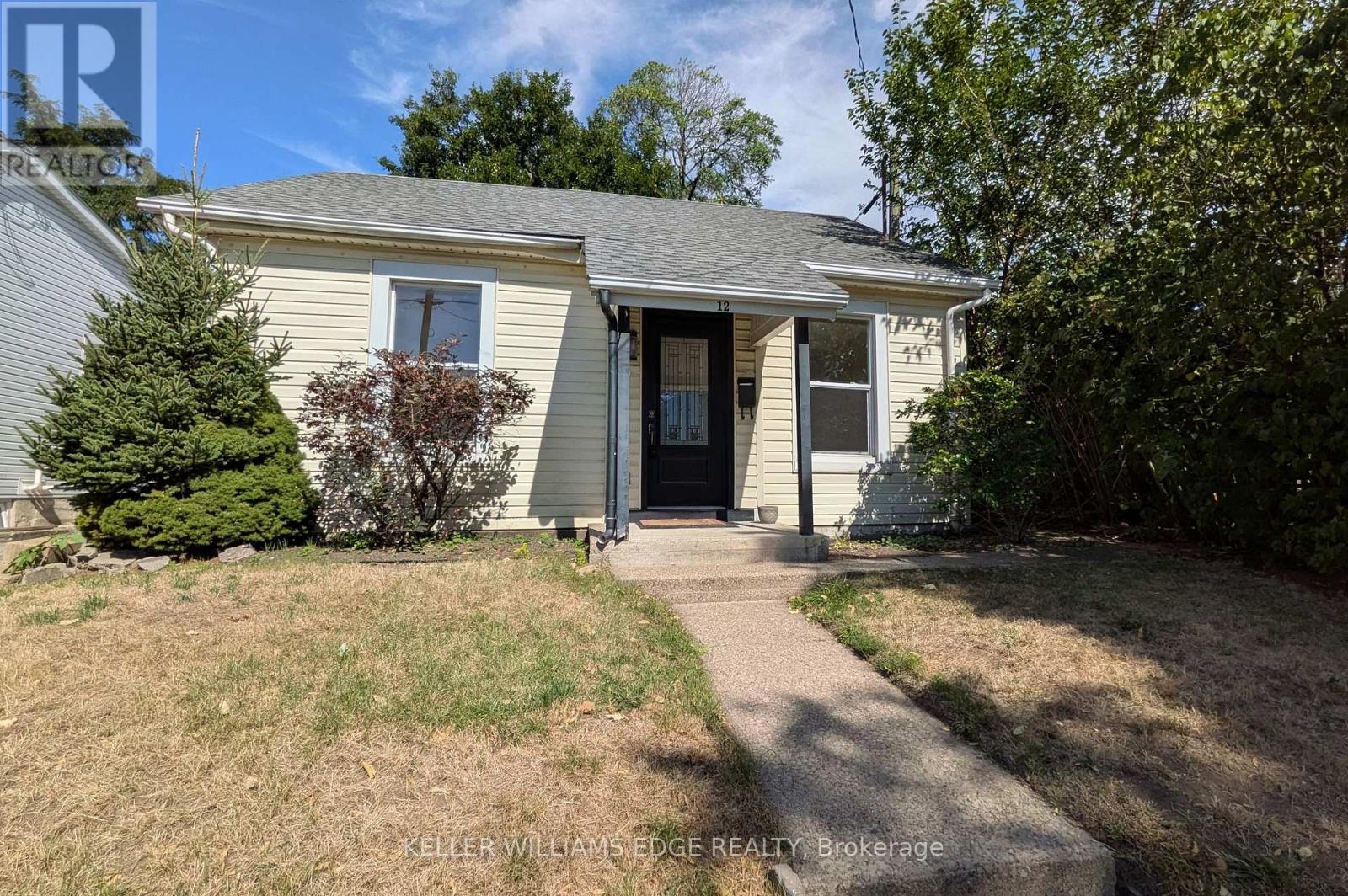 12 NELSON STREET, Hamilton, Ontario