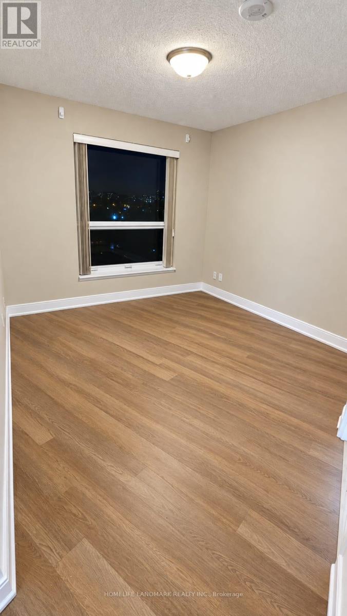 1022 - 135 Village Green Square, Toronto, Ontario  M1S 0G3 - Photo 8 - E13826828