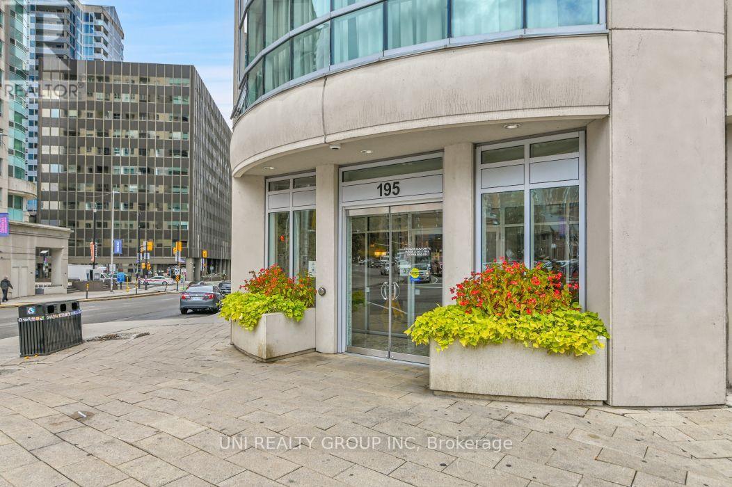 909 - 195 Besserer Street S, Ottawa, Ontario  K1N 0B6 - Photo 2 - X13833160