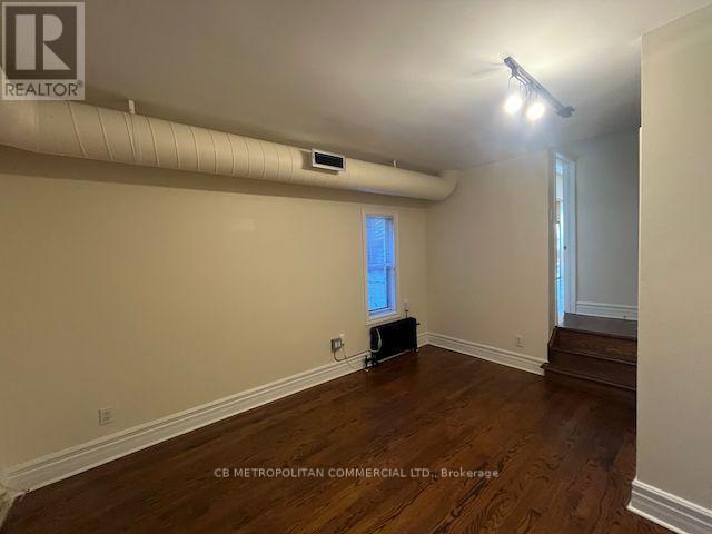 401 Spadina Avenue, Toronto, Ontario  M5T 2G6 - Photo 8 - C13833158