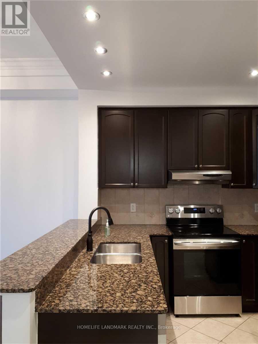 Ph. 802 - 8 Maison Parc Court, Vaughan, Ontario  L4J 9K5 - Photo 15 - N13833172