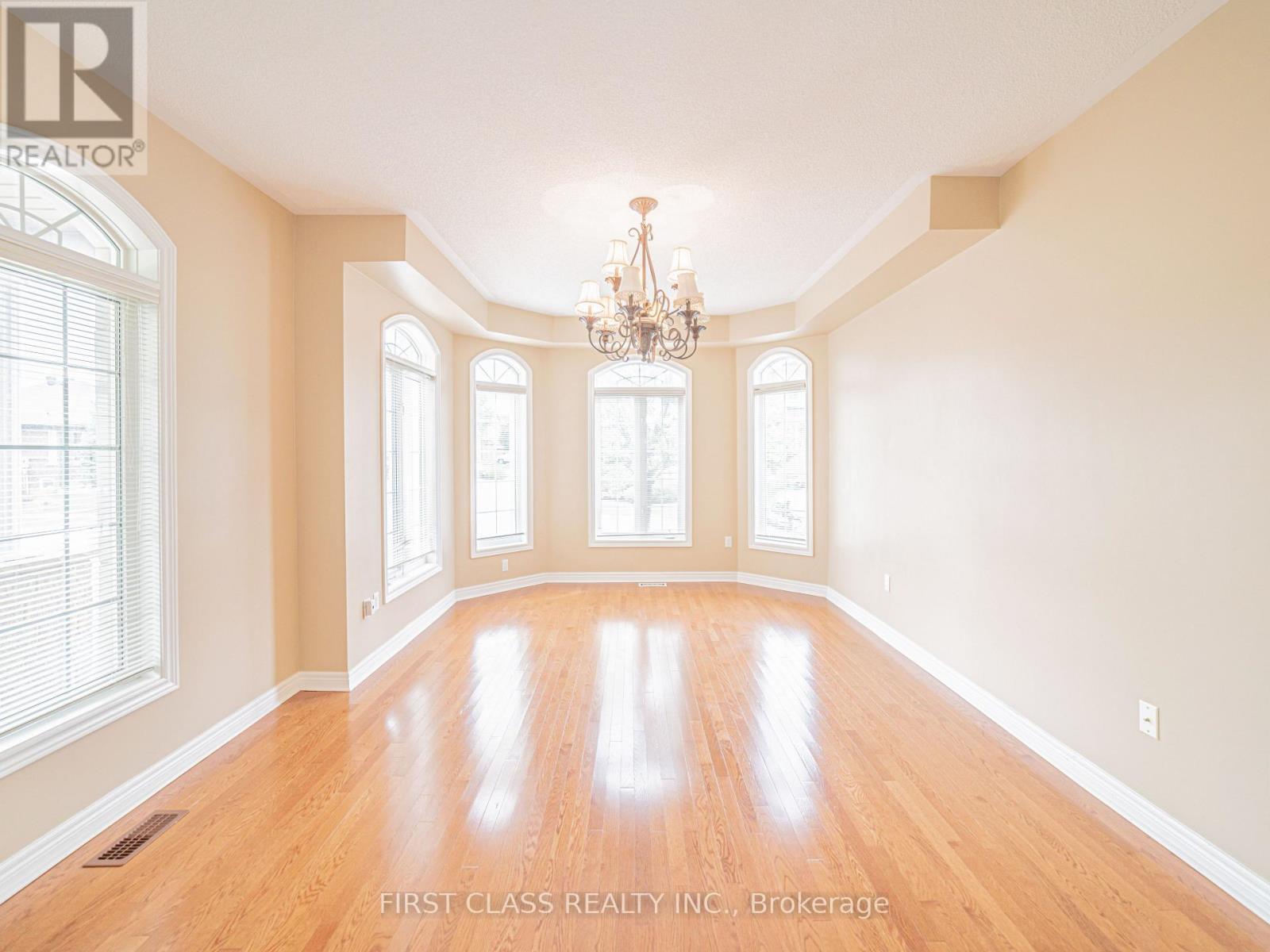 2507 Nichols Drive, Oakville, Ontario  L6H 7A4 - Photo 11 - W13833148