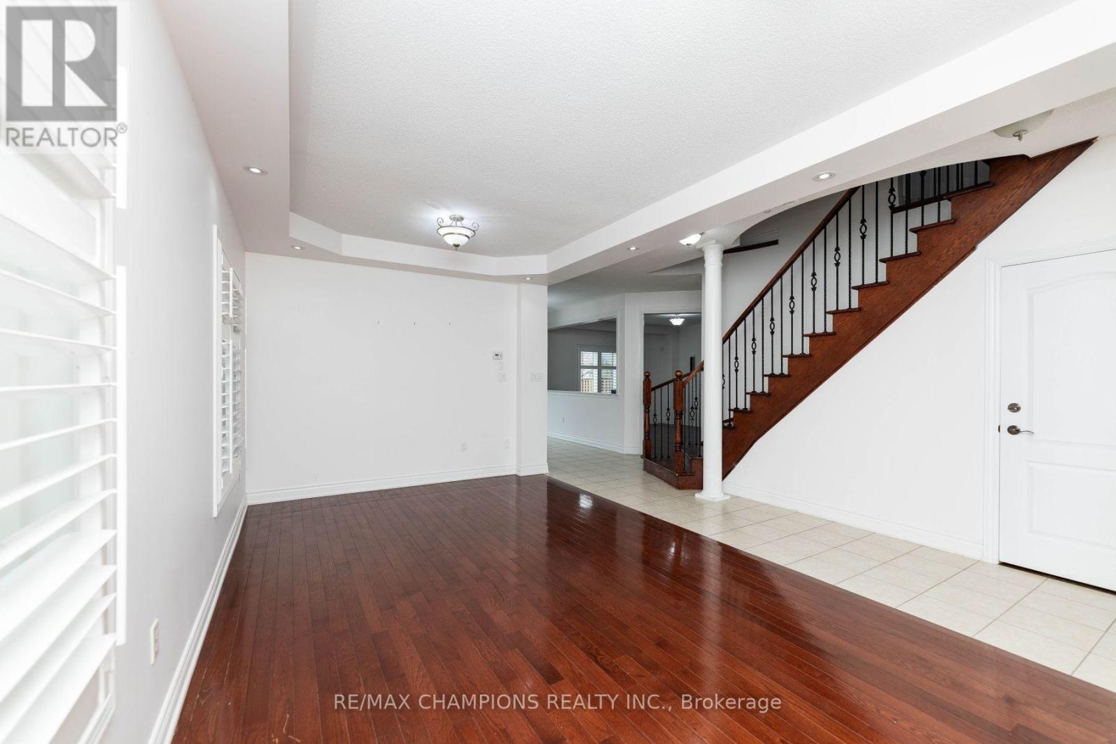 Upper - 89 Bayhampton Drive, Brampton, Ontario  L6P 3A8 - Photo 26 - W13833152