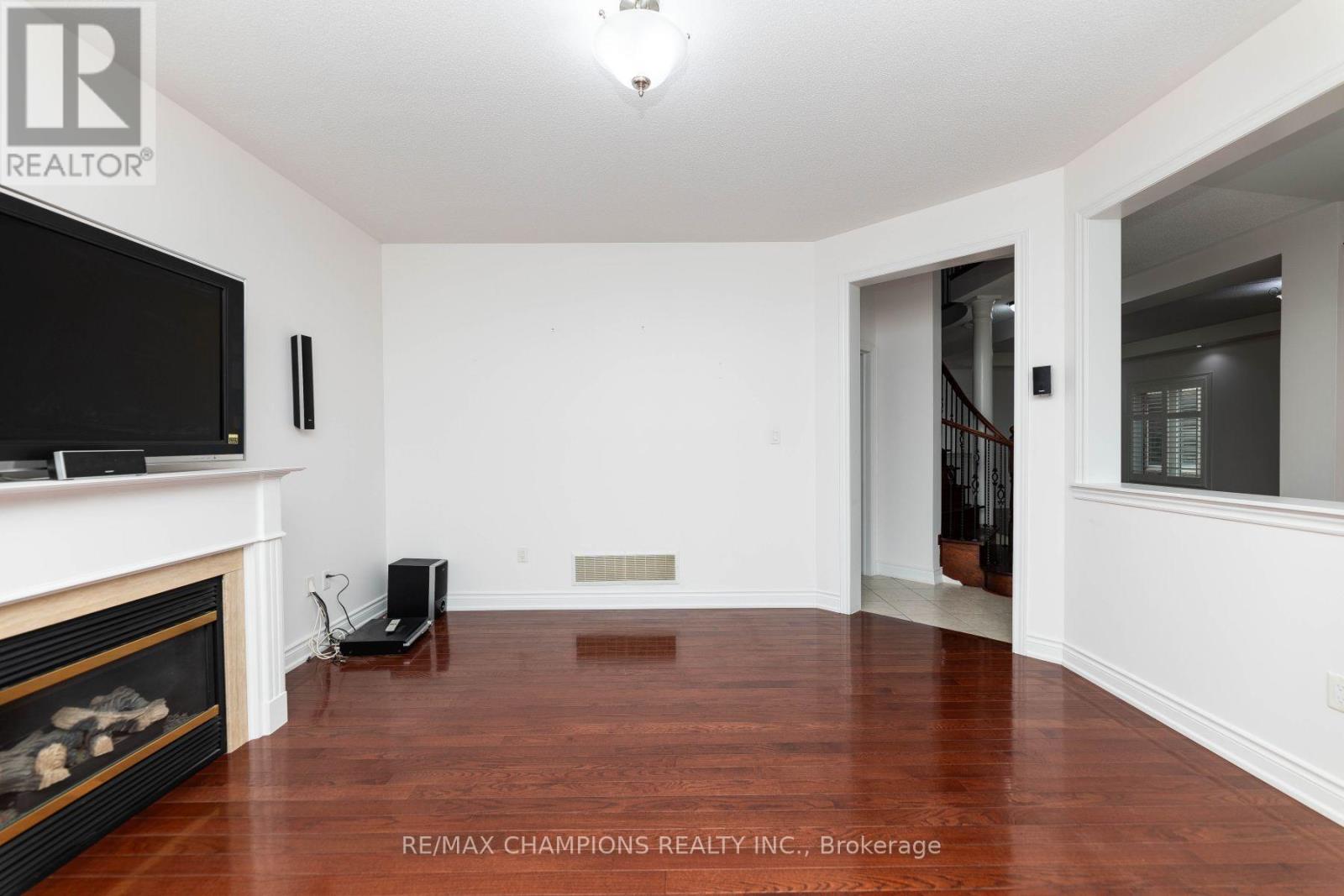 Upper - 89 Bayhampton Drive, Brampton, Ontario  L6P 3A8 - Photo 45 - W13833152