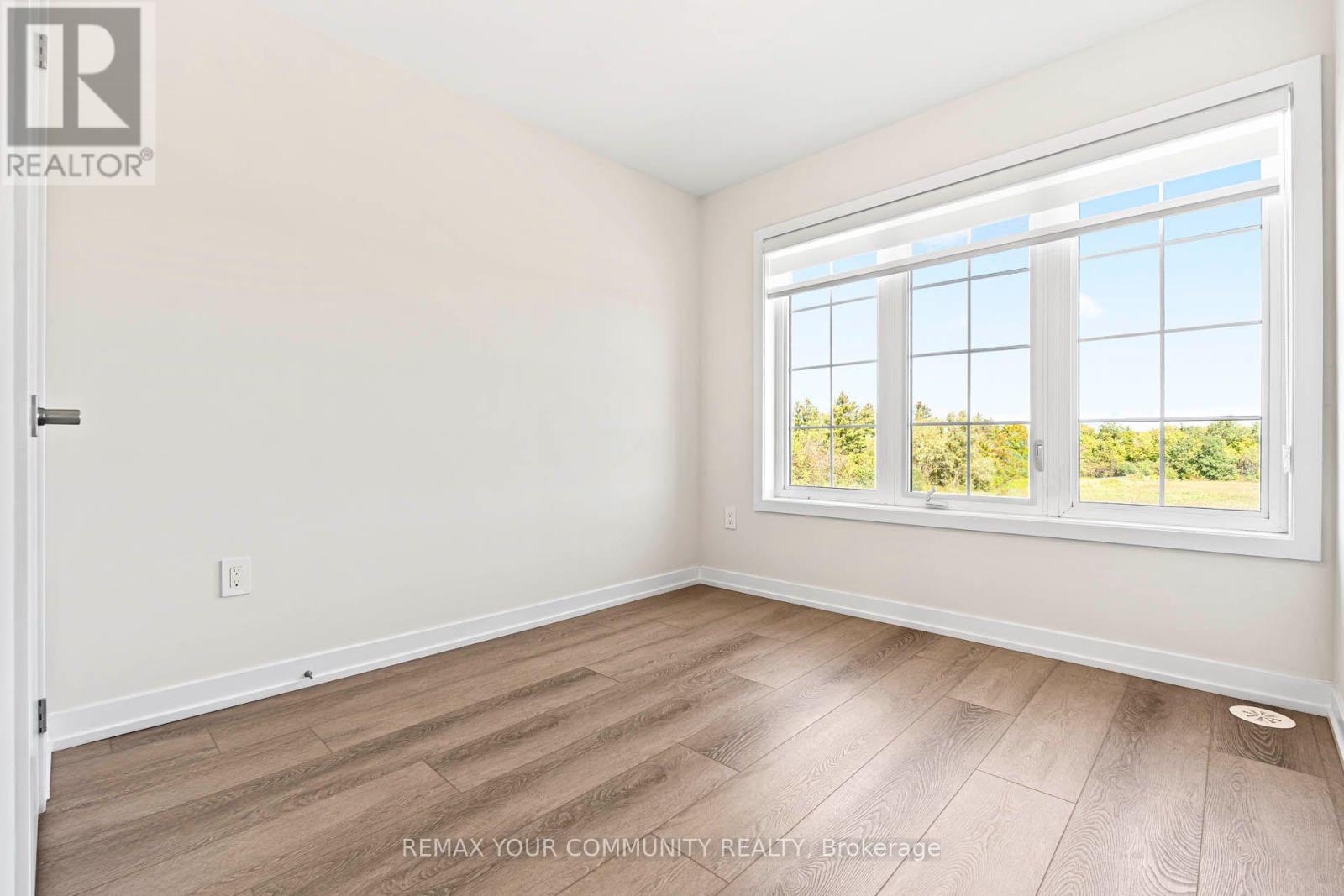 3062 Harasym Trail, Oakville, Ontario  L6M 5R2 - Photo 7 - W13833176
