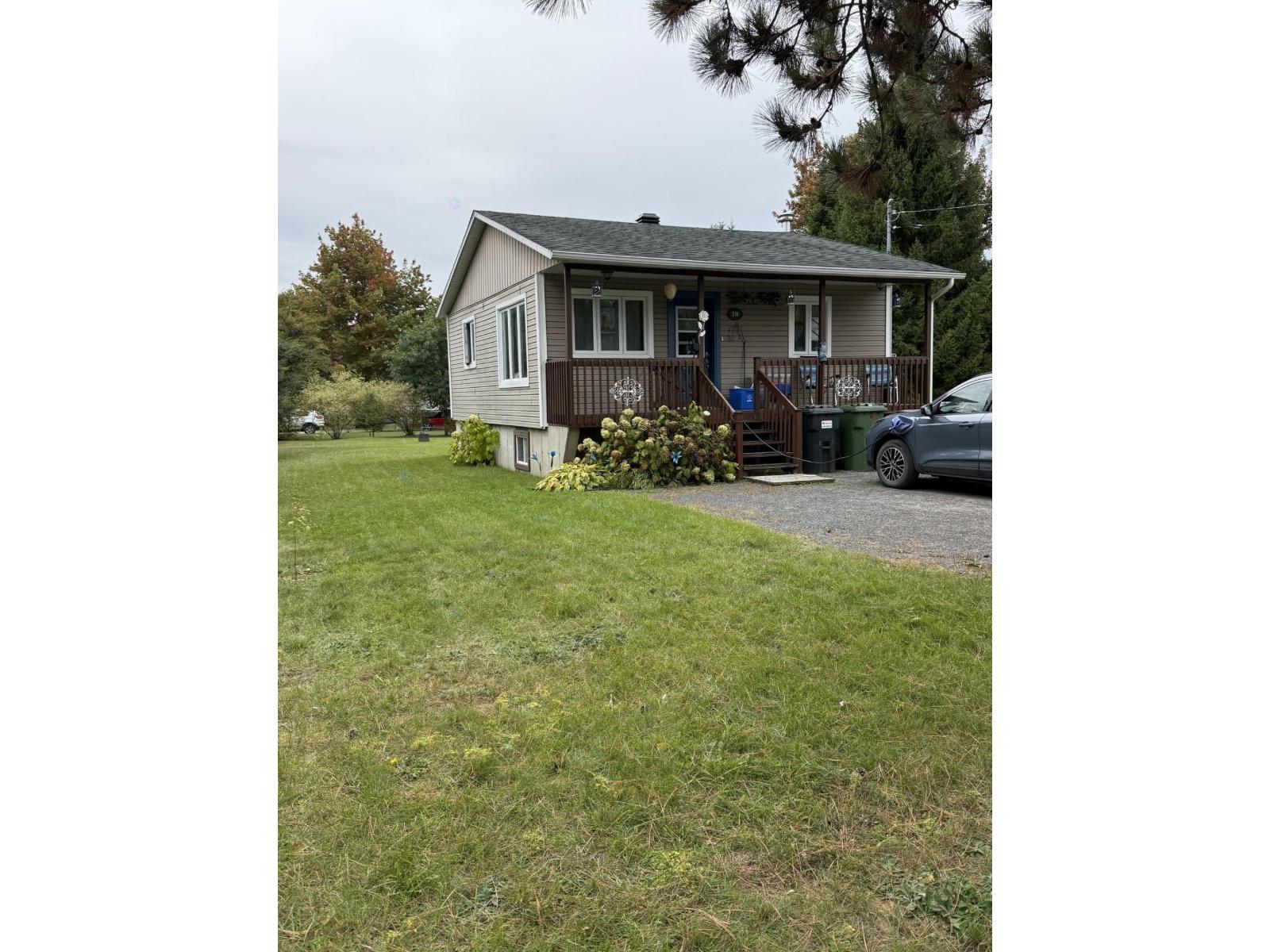 210 Rue Caillé Saint-Lucien Quebec Canada J0C1N0 2
