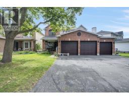 38 FORESTGLADE CRESCENT, Ottawa, Ontario