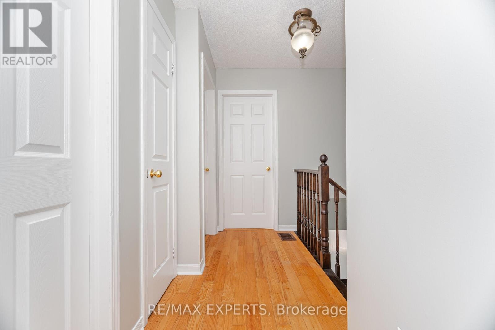 82 Twin Pines Crescent, Brampton, Ontario L7A 1M8 - Photo 11 - W13833184