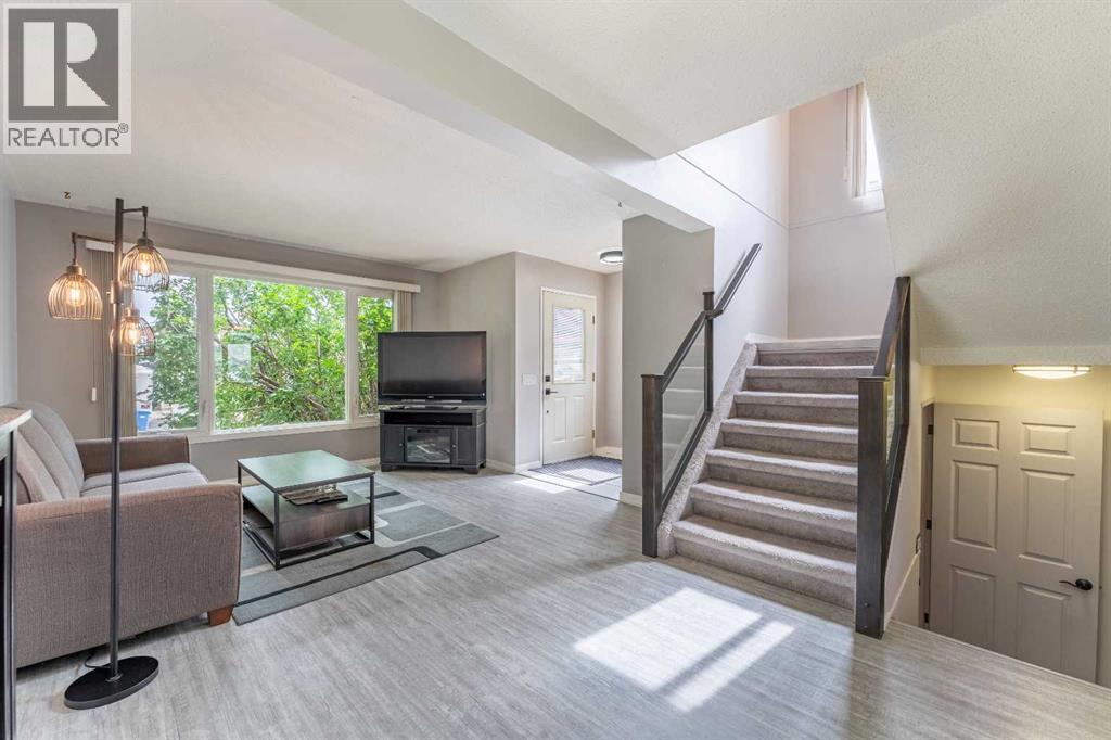40 Fonda Crescent SE