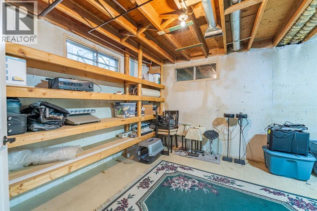 40 Fonda Crescent SE