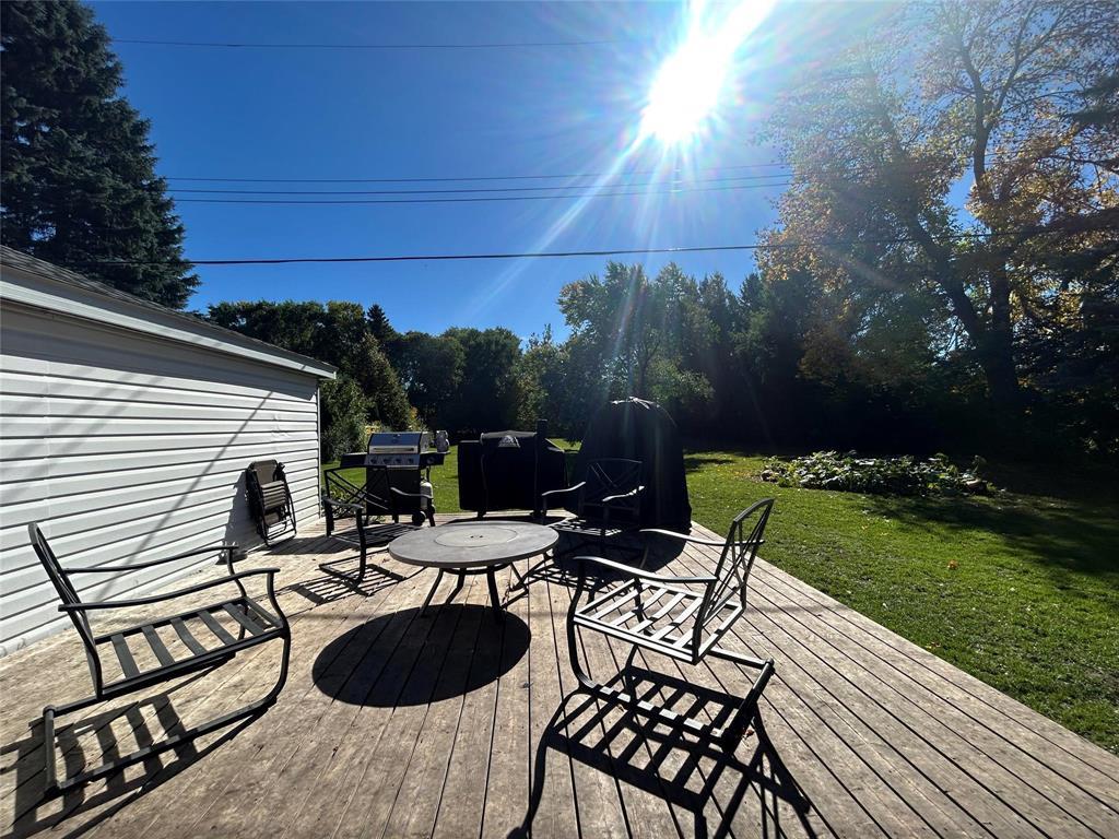 941 Third Avenue, Carberry, Manitoba  R0K 0H0 - Photo 4 - 202624261