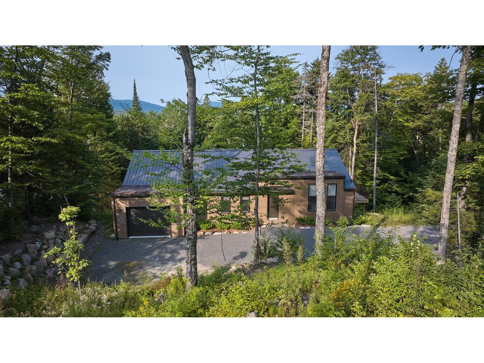 190 Ch. du Versant Saint-Donat Quebec Canada J0T2C0 2