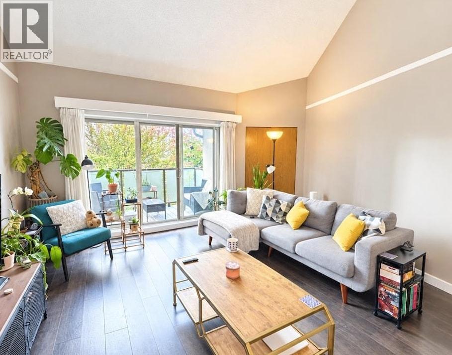 306 4363 HALIFAX STREET, Burnaby, British Columbia