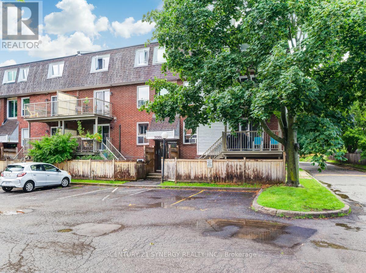 66 - 3066 Councillor's Way, Ottawa, Ontario  K1T 2S7 - Photo 2 - X13833202