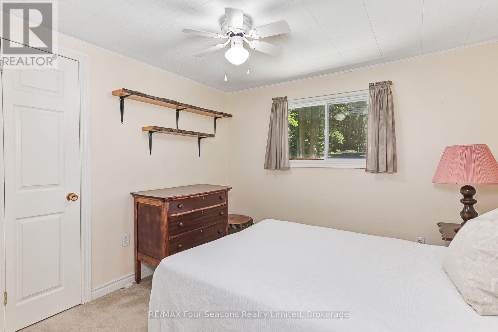 511 Oxbow Park Drive, Wasaga Beach, Ontario  L9Z 2T9 - Photo 20 - S13833198