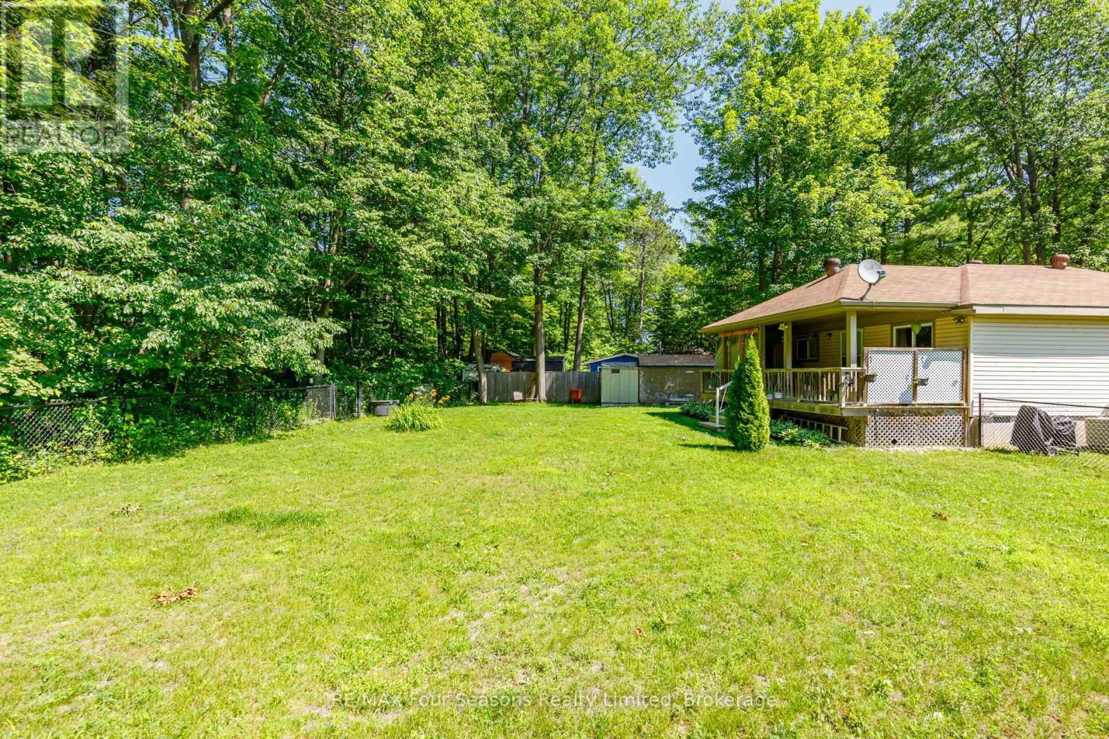511 Oxbow Park Drive, Wasaga Beach, Ontario  L9Z 2T9 - Photo 29 - S13833198