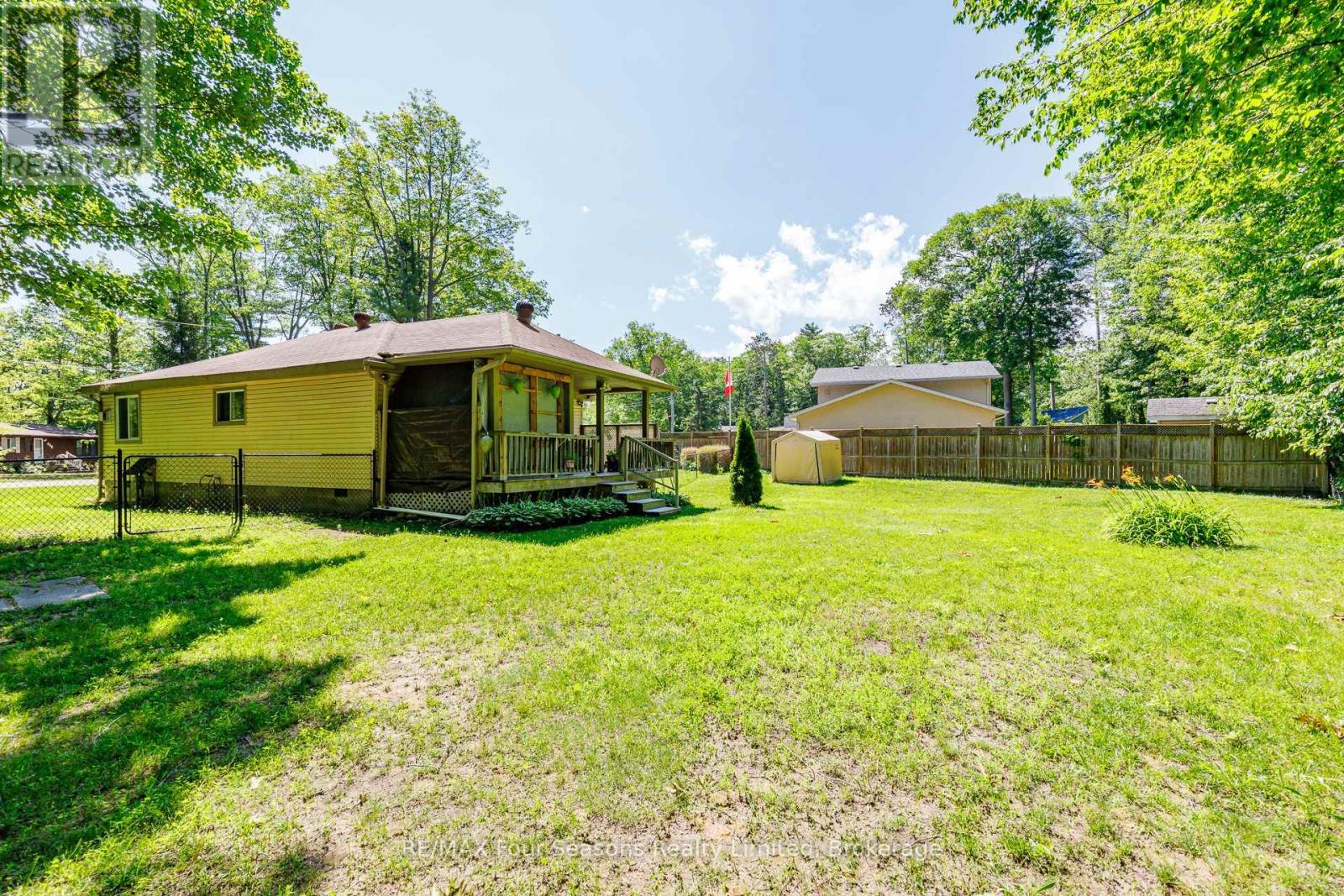 511 Oxbow Park Drive, Wasaga Beach, Ontario  L9Z 2T9 - Photo 33 - S13833198