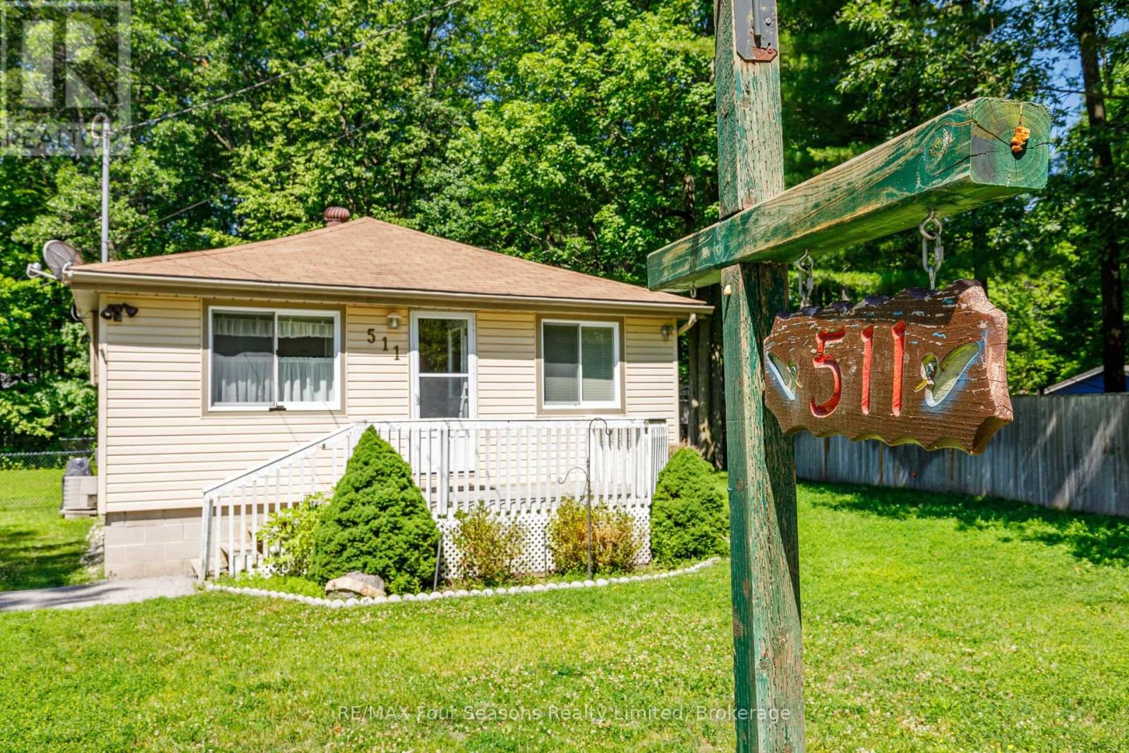 511 Oxbow Park Drive, Wasaga Beach, Ontario  L9Z 2T9 - Photo 37 - S13833198