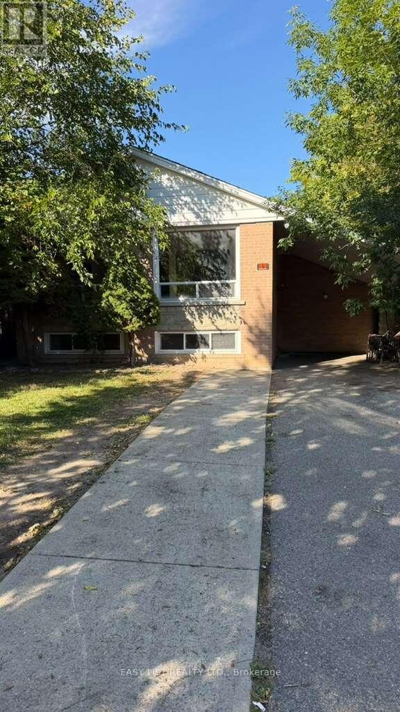 22 Foxcote Crescent, Toronto, Ontario  M9C 4B8 - Photo 3 - W13833204