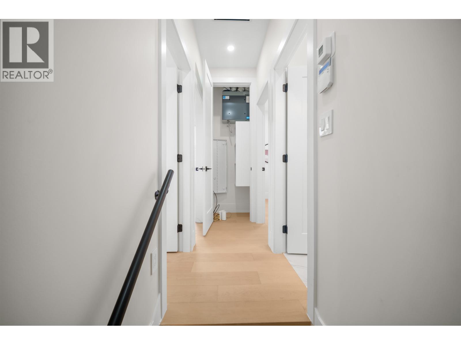 1554 W 66th Avenue, Vancouver, British Columbia  V6P 2R9 - Photo 6 - R3161088