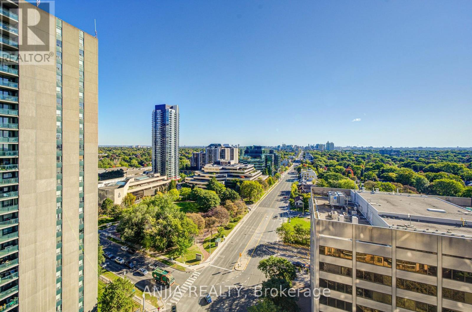 2010 - -33 Sheppard Avenue E, Toronto, Ontario  M2N 7K1 - Photo 37 - C13806932