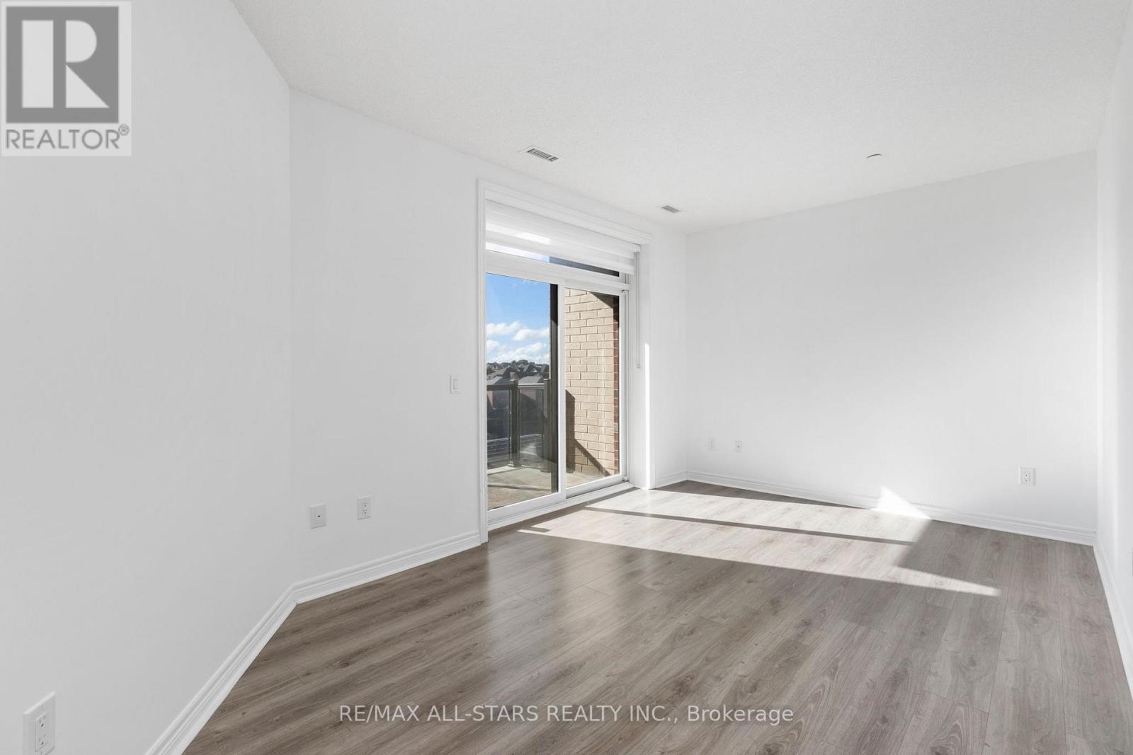 410 - 39 New Delhi Drive, Markham, Ontario  L3S 0E1 - Photo 8 - N13763382