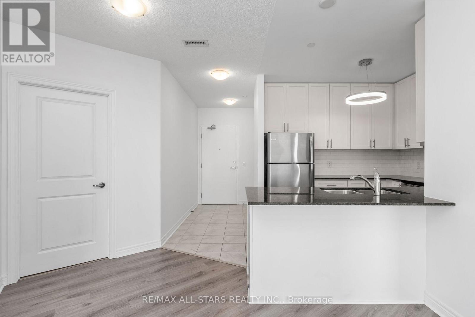 410 - 39 New Delhi Drive, Markham, Ontario  L3S 0E1 - Photo 6 - N13763382