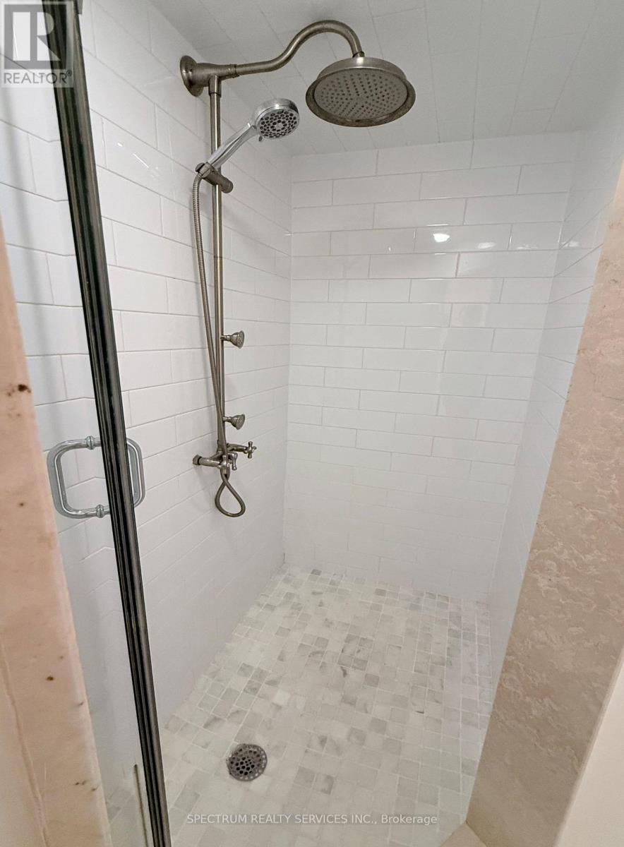 Lower - 172 Queenslea Avenue, Toronto, Ontario  M9N 2L3 - Photo 18 - W13725646